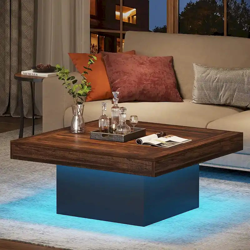 Quadratischer LED-Couchtisch im Landhausstil mit rustikaler Oberfläche und Sockel
