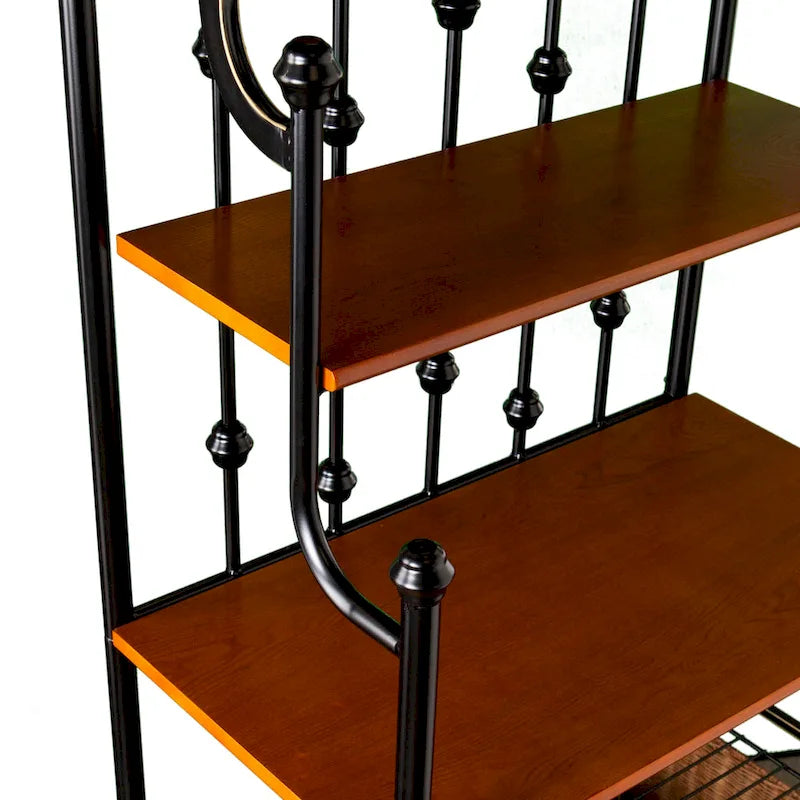 Scaffale portapane in metallo nero con ripiani effetto rovere e cestini portaoggetti
