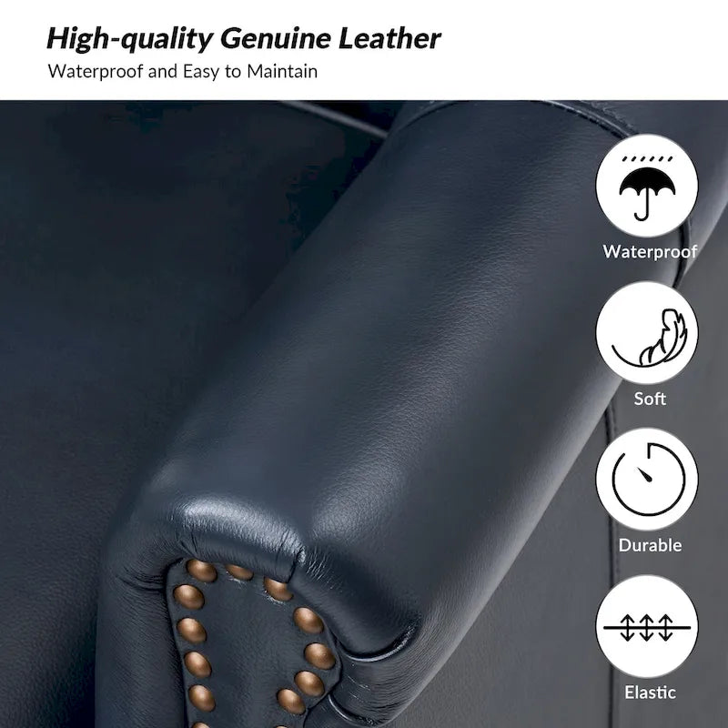 Poltrona trapuntata con schienale alto e borchie decorative, cuscino di seduta rimovibile
